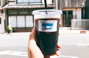 豊岡市千代田町にあるコーヒースタンド「カミノ珈琲」の水出しアイスコーヒーが美味い!