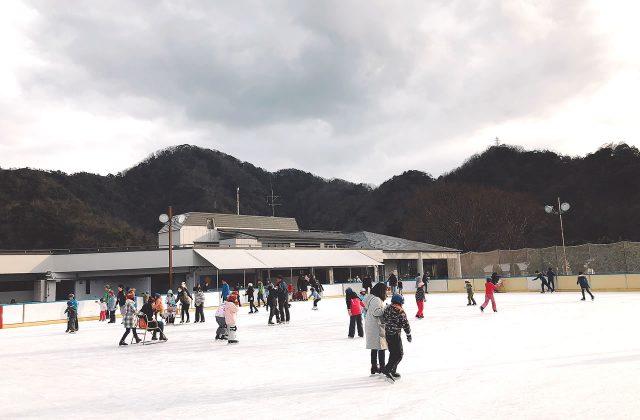 豊岡市小島にある「円山川公苑」でスケートをしてきたよ！
